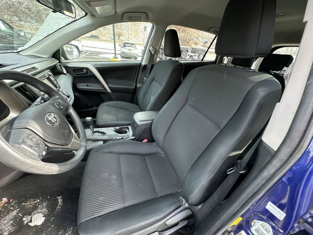 Used 2015 Toyota RAV4 LE image 15