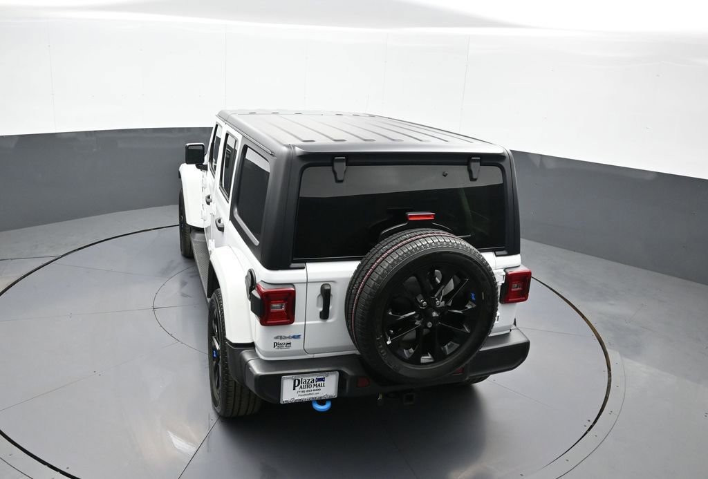 Used 2023 Jeep Wrangler Unlimited Sahara w/ Cold Weather Group image 44