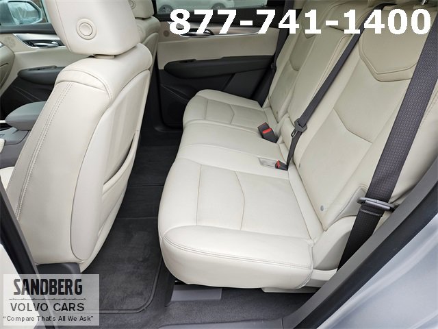 Used 2017 Cadillac XT5 Luxury w/ Driver Awareness Package image 15