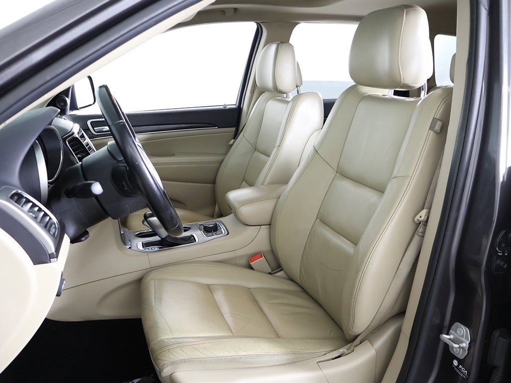 Used 2021 Jeep Grand Cherokee Limited image 28