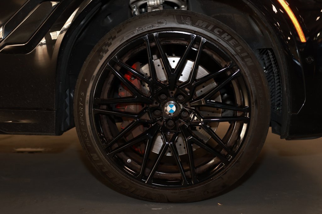 Used 2025 BMW X6 M Competition w/ Executive Package image 25