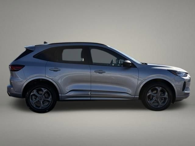 Used 2023 Ford Escape ST-Line image 6