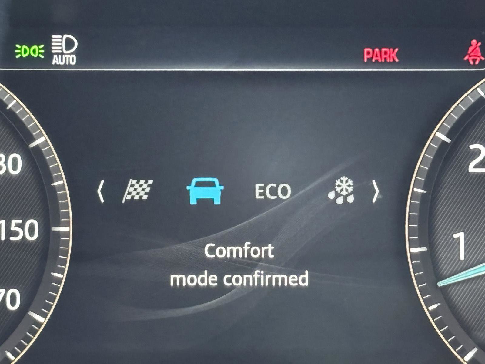 Used 2023 Jaguar F-PACE S image 21