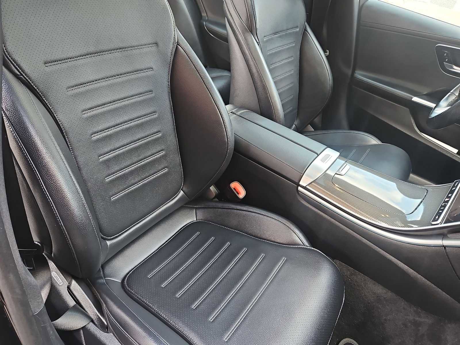 Used 2023 Mercedes-Benz C 300 Sedan image 23