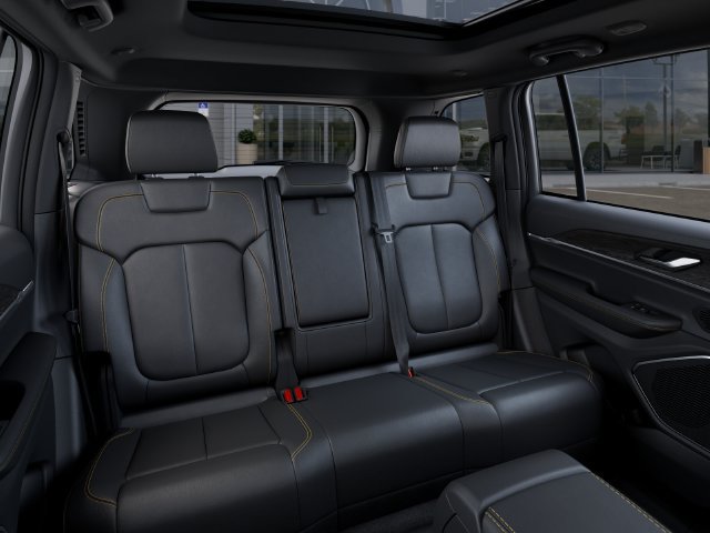 Used 2026 Jeep Grand Cherokee Limited AWD/4WD image 15