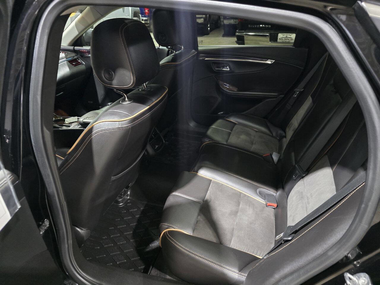 Used 2015 Chevrolet Impala LT image 27