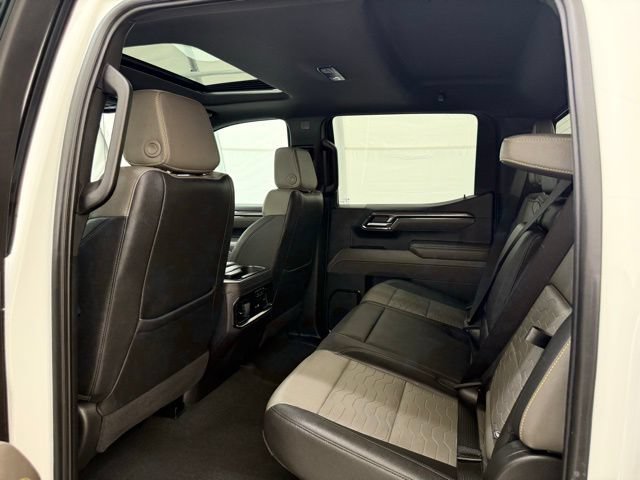 Used 2024 Chevrolet Silverado 1500 ZR2 AWD/4WD image 16