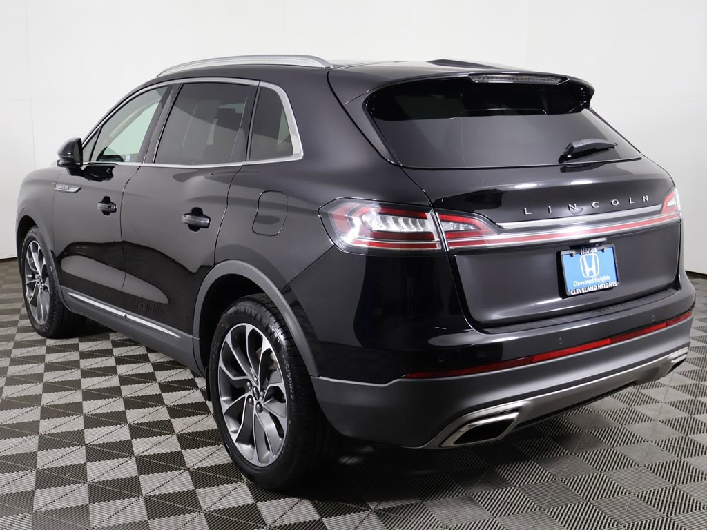 Used 2023 Lincoln Nautilus Reserve AWD/4WD image 10