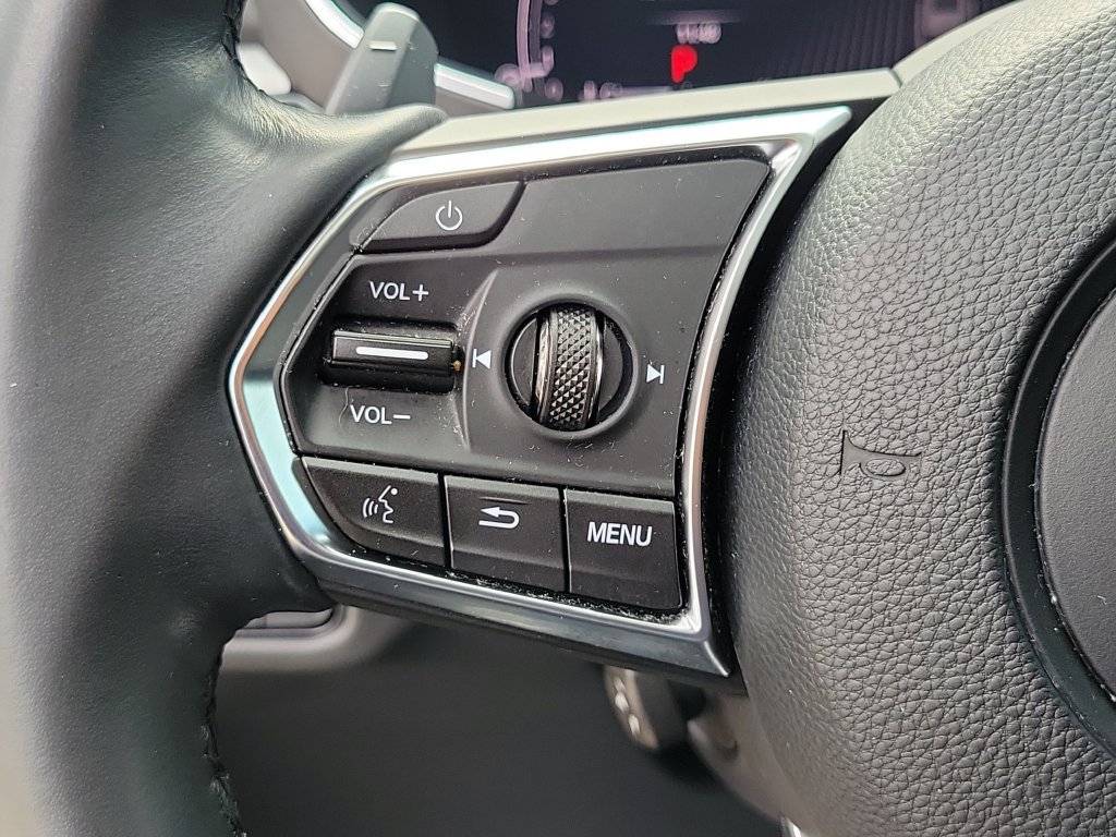 Used 2025 Acura MDX w/ Technology Package FWD image 29