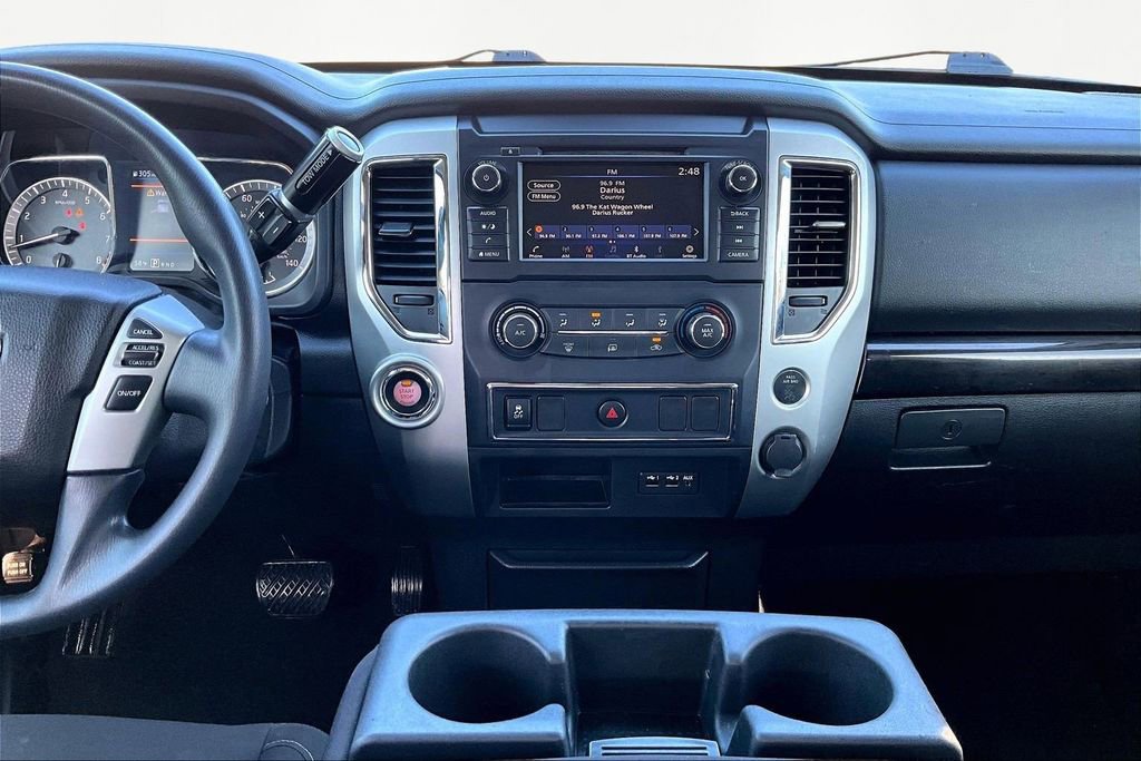 Used 2019 Nissan Titan SV RWD image 11