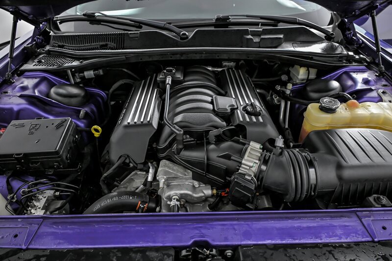 Used 2016 Dodge Challenger R/T Scat Pack w/ Leather Interior Group image 14