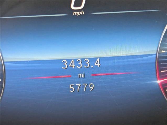 Certified 2025 Mercedes-Benz GLB 250 image 11