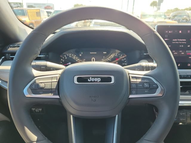 Used 2023 Jeep Compass Limited AWD/4WD image 20