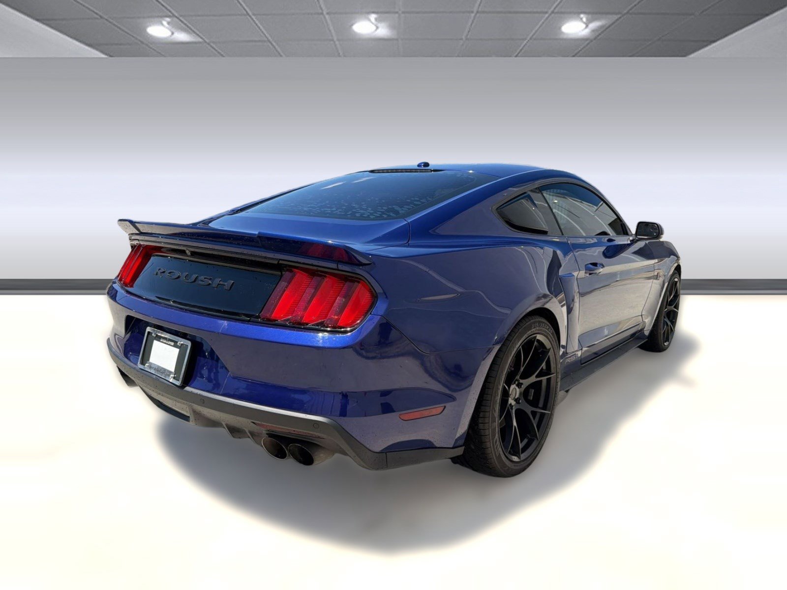 Used 2015 Ford Mustang Premium w/ Ecoboost Performance Package RWD image 9