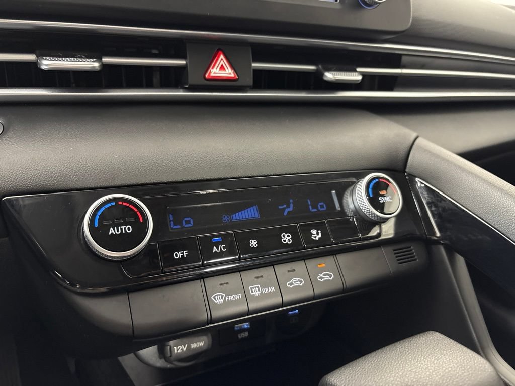New 2025 Hyundai Elantra Hybrid FWD image 30