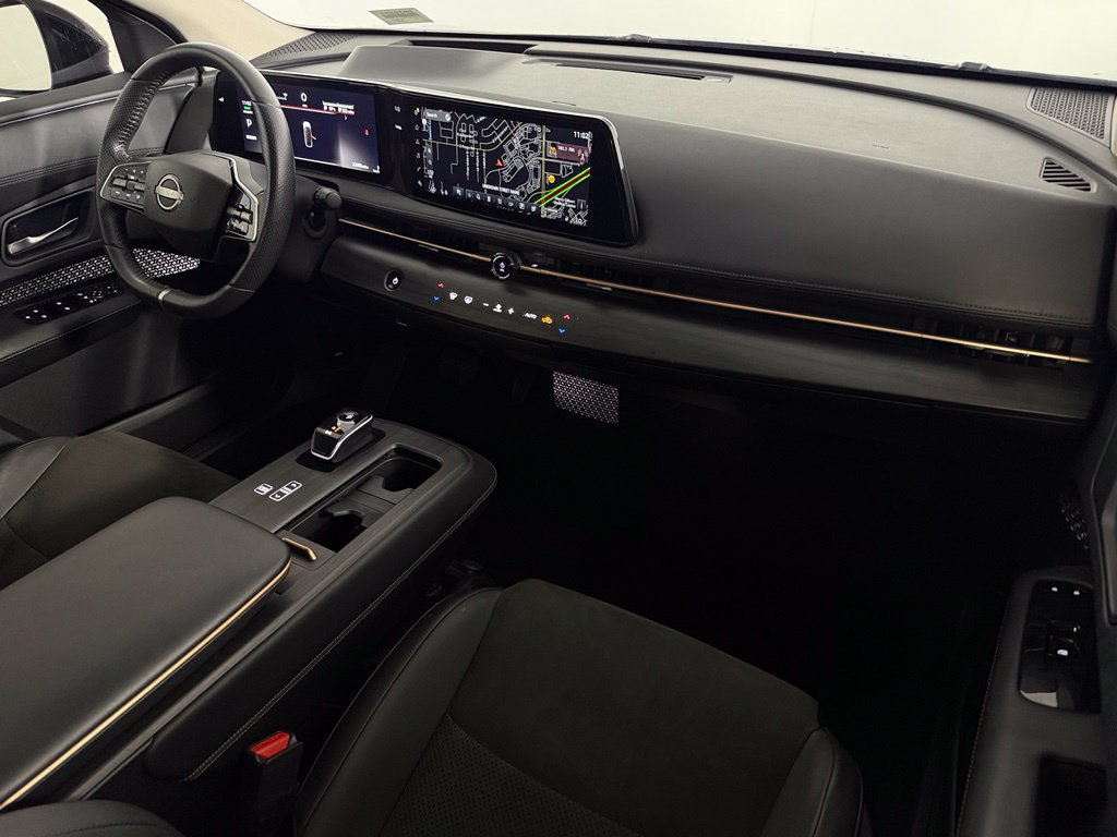 Used 2024 Nissan Ariya FWD image 14