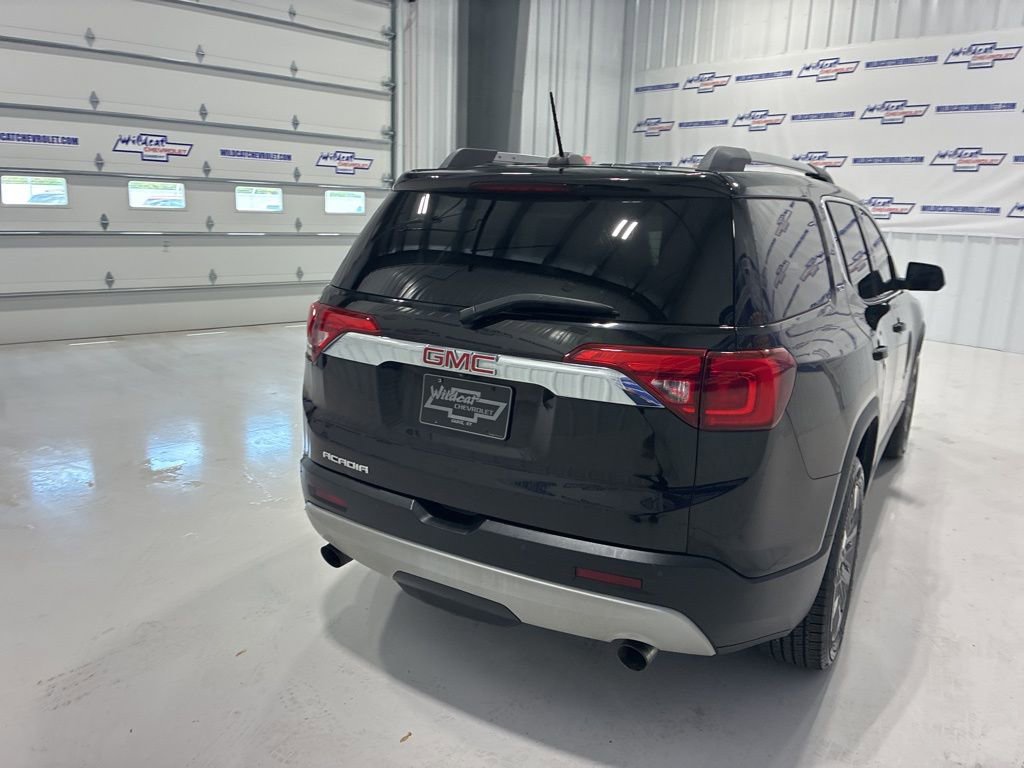 Used 2017 GMC Acadia SLT image 6