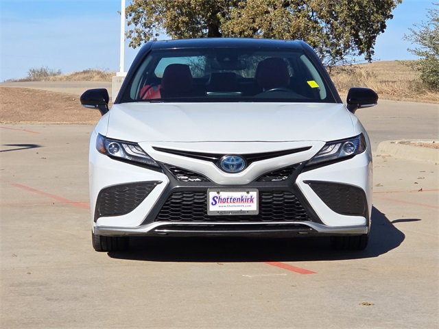 Used 2021 Toyota Camry XSE image 2