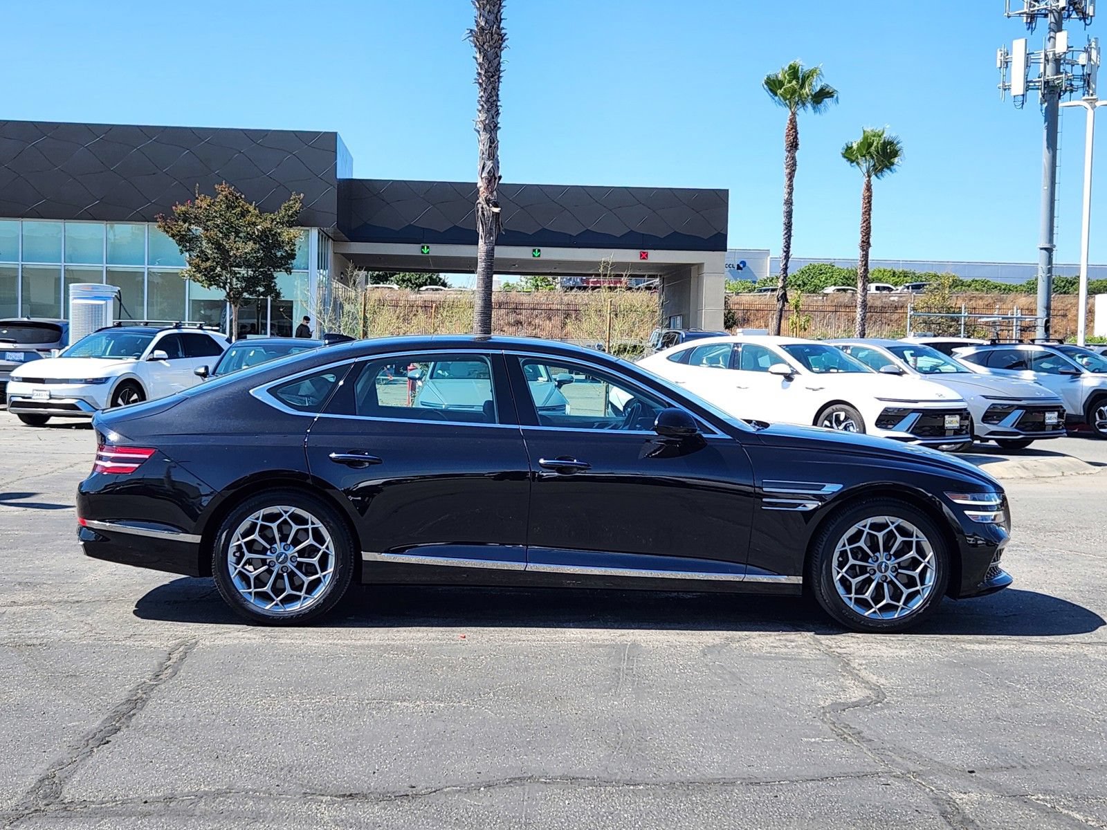 Used 2022 Genesis G80 2.5T w/ Advanced Package RWD image 8