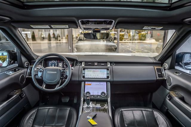 Used 2018 Land Rover Range Rover Sport HSE image 3
