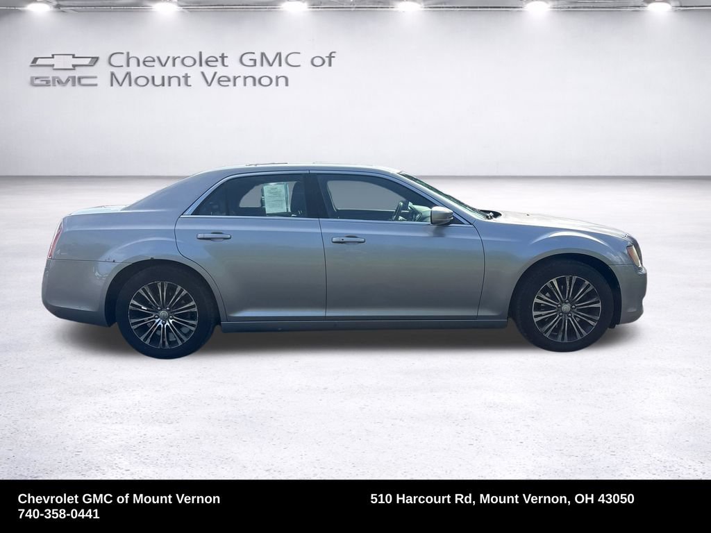 Used 2014 Chrysler 300 S AWD/4WD image 7