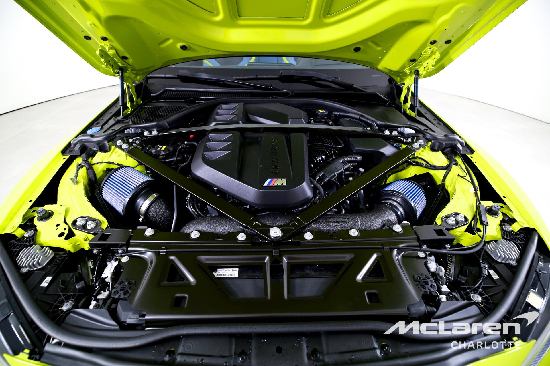 Used 2023 BMW M4 xDrive Competition w/ M Carbon Exterior Package image 25