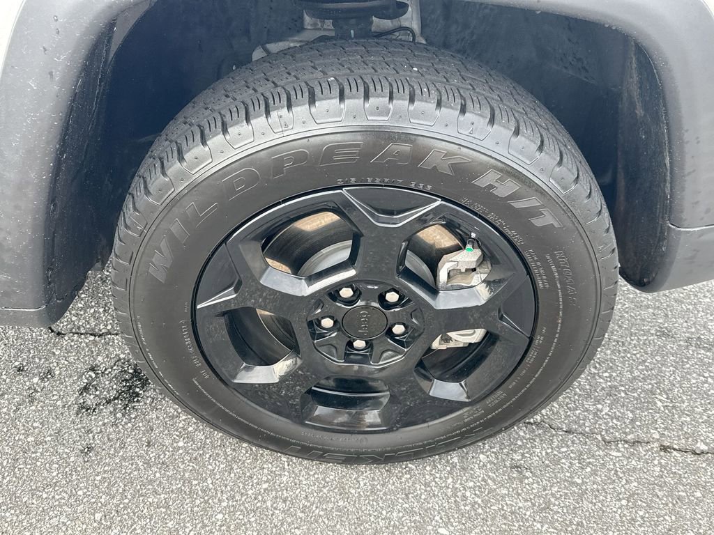 Used 2023 Jeep Compass Trailhawk w/ Trailhawk Elite Group image 28