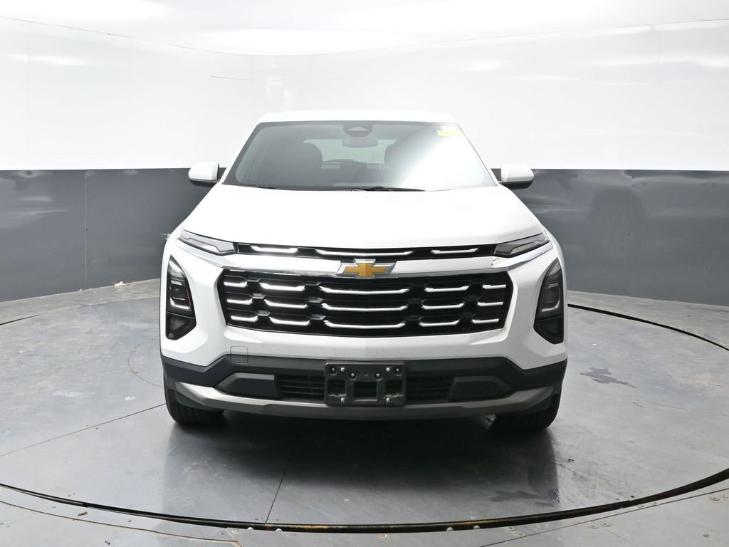 Used 2025 Chevrolet Equinox LT AWD/4WD image 8