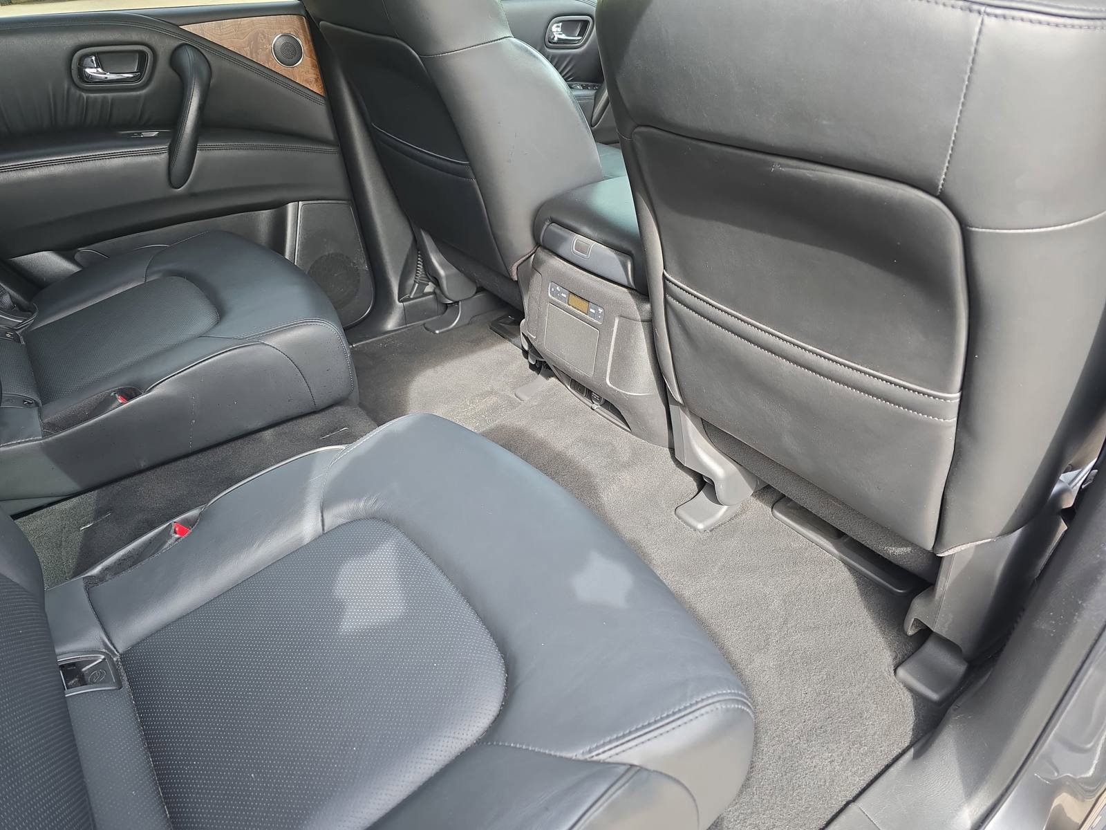 Used 2021 Nissan Armada SL w/ Captain's Chairs Package AWD/4WD image 12