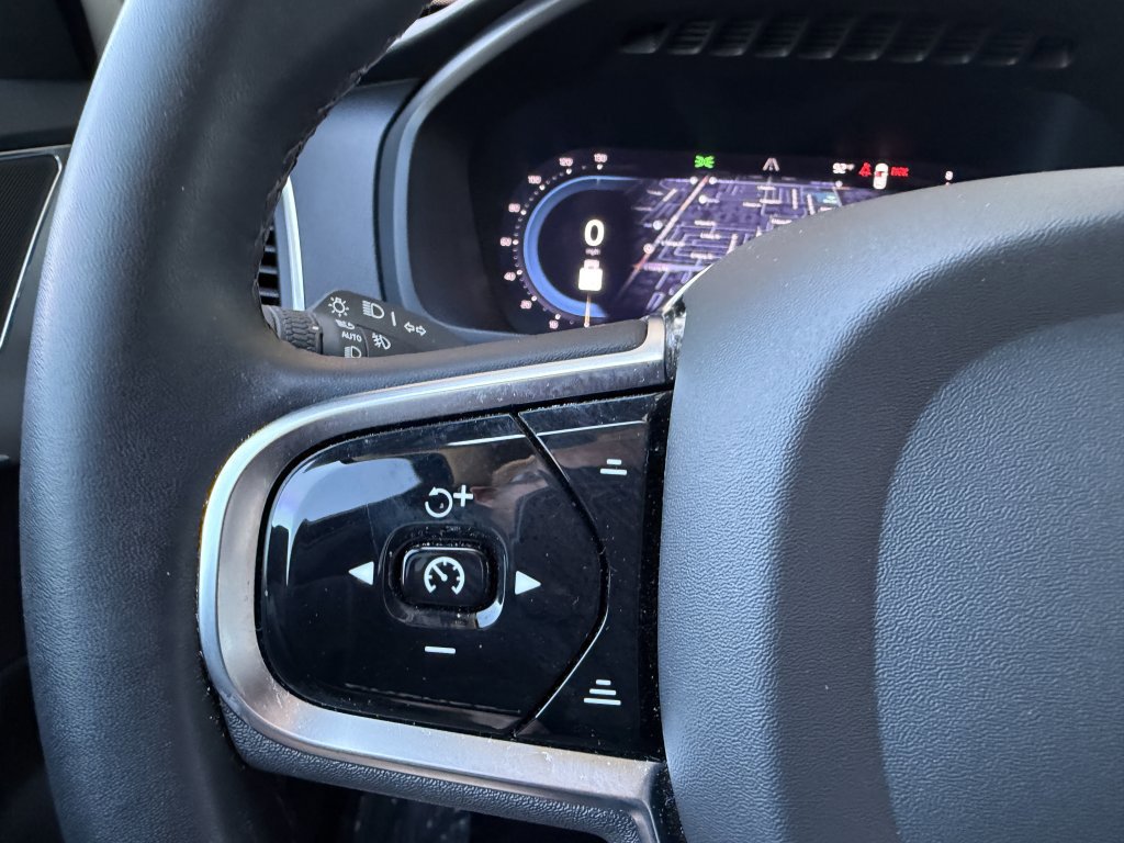 Used 2023 Volvo XC90 B5 Core w/ Protection Package image 28