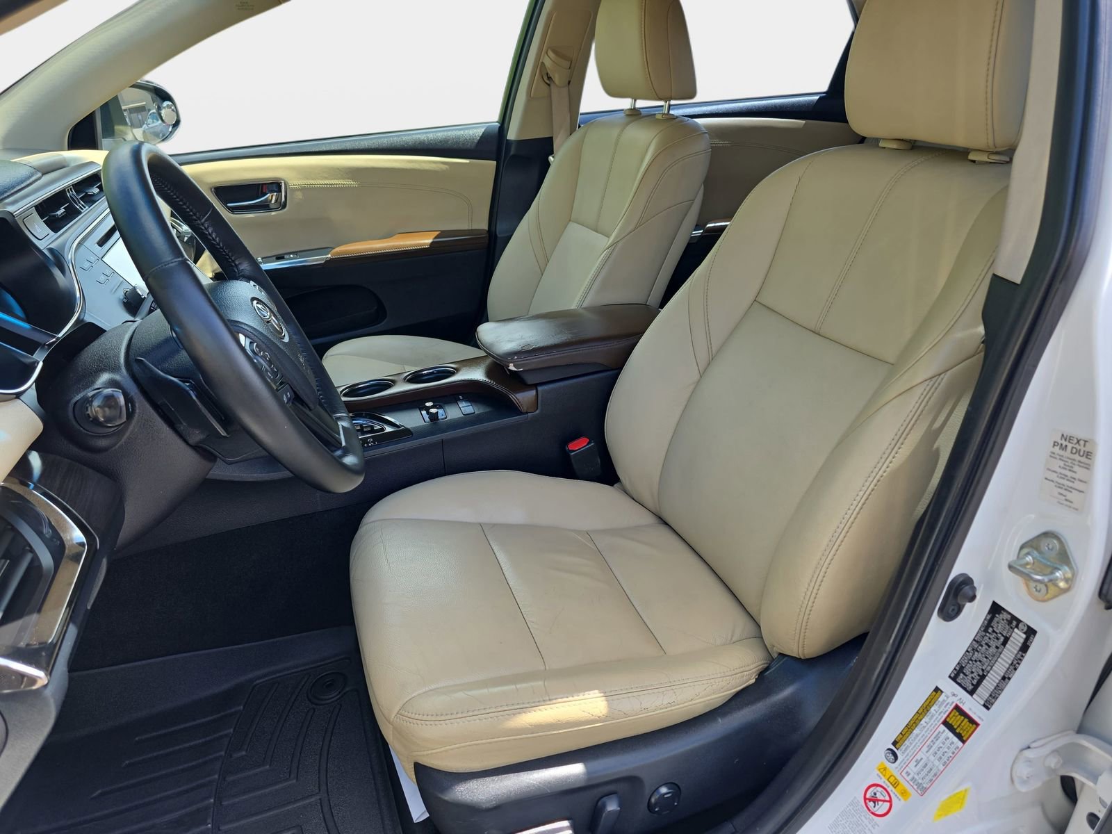 Used 2016 Toyota Avalon XLE FWD image 14