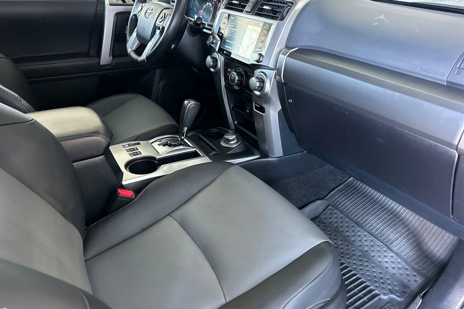 Certified 2024 Toyota 4Runner SR5 Premium w/ Moonroof Package AWD/4WD image 16