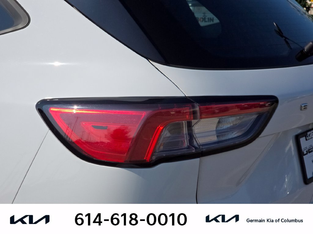 Used 2022 Ford Escape S AWD/4WD image 15