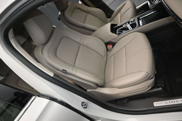 Used 2024 Lincoln Corsair Reserve FWD image 14