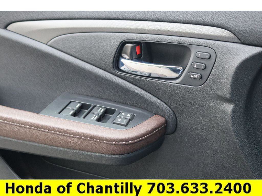 Used 2025 Honda Ridgeline RTL image 17