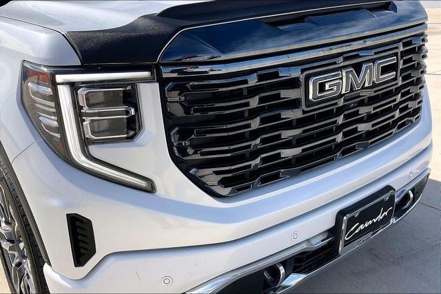 Used 2023 GMC Sierra 1500 Denali Ultimate image 34