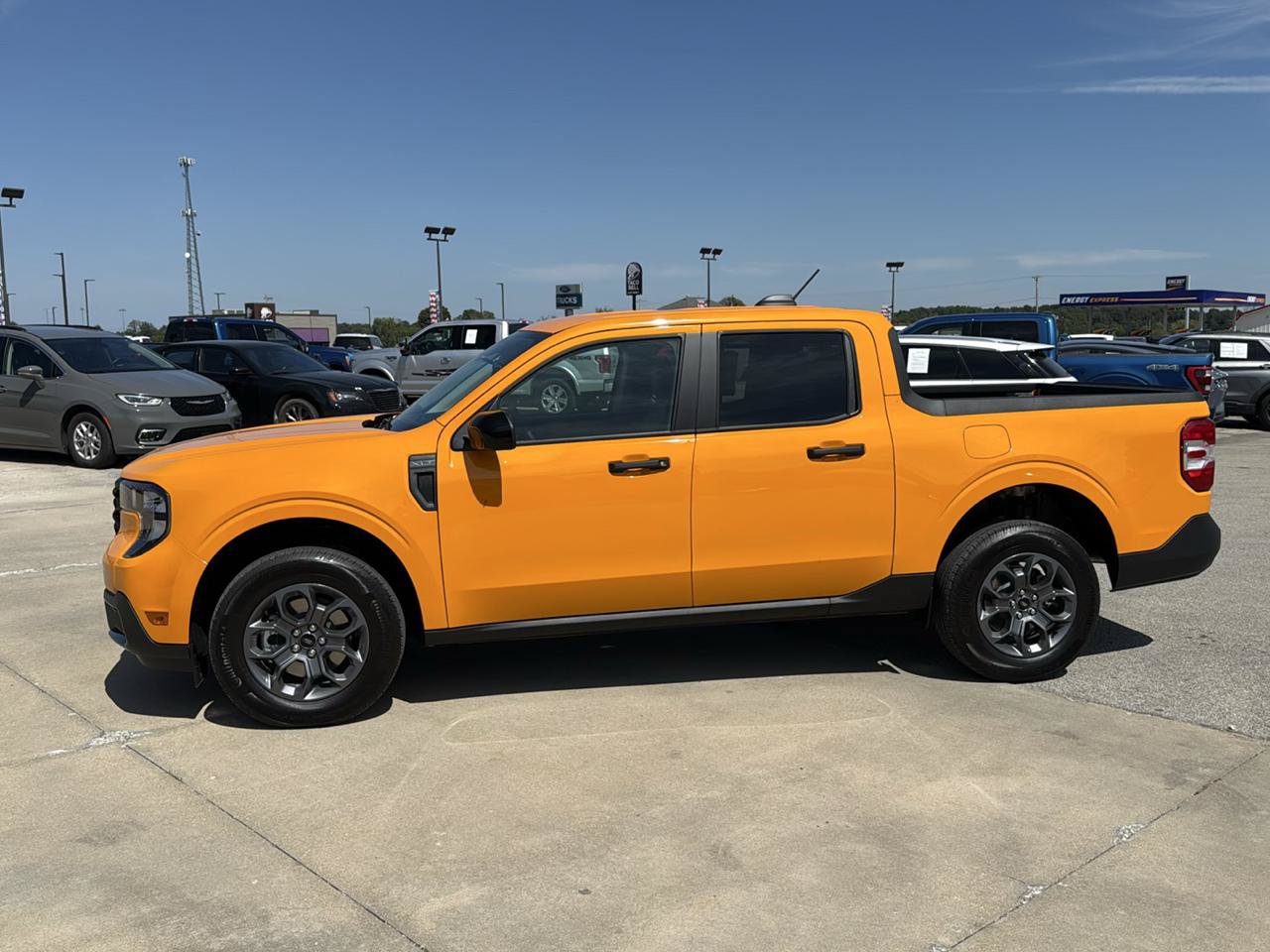 New 2026 Ford Maverick XLT w/ XLT Luxury Package FWD image 15