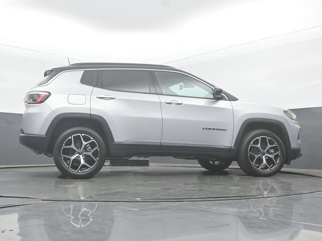 New 2026 Jeep Compass Limited w/ Sun, Sound & Navigation Group AWD/4WD image 50