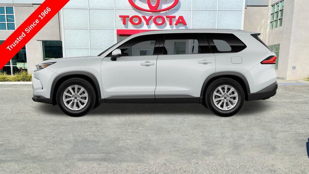 New 2026 Toyota Grand Highlander XLE image 3