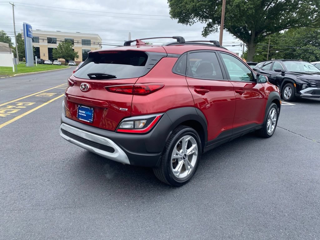 Certified 2023 Hyundai Kona SEL AWD/4WD image 4