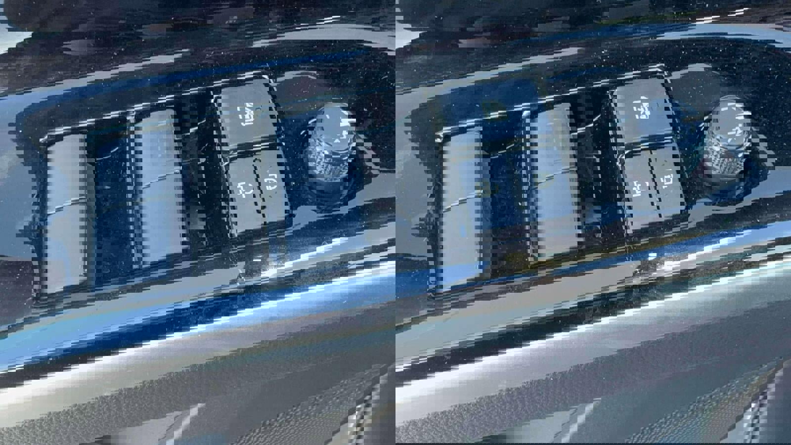 Used 2024 Subaru Solterra Premium image 10