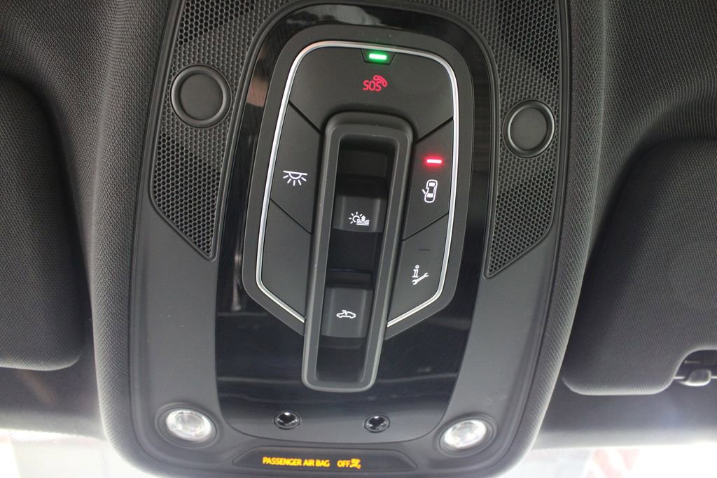 Used 2023 Audi RS Q8 w/ Black Optic Package image 30