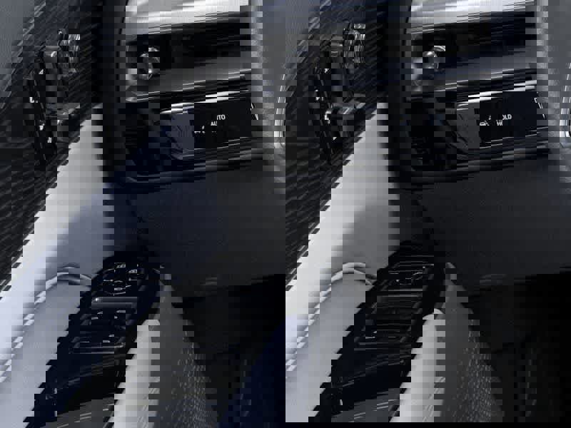 New 2026 Cadillac Lyriq Luxury image 22