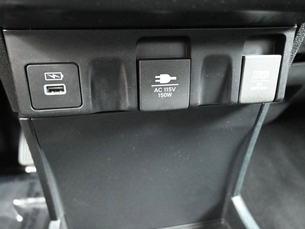 Used 2024 Honda Odyssey Touring image 17