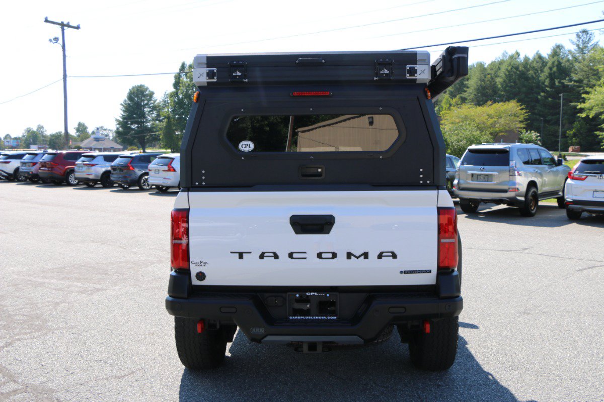 Used 2024 Toyota Tacoma 4x4 Double Cab Hybrid image 4