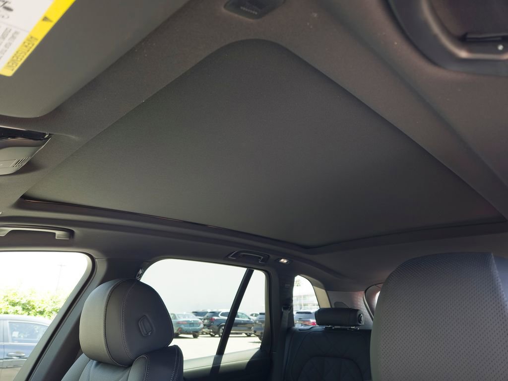 New 2026 BMW X5 xDrive40i w/ M Sport Package AWD/4WD image 14