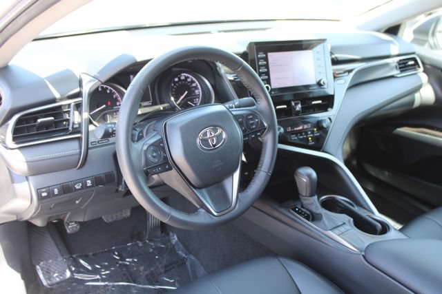 Used 2024 Toyota Camry SE FWD image 14