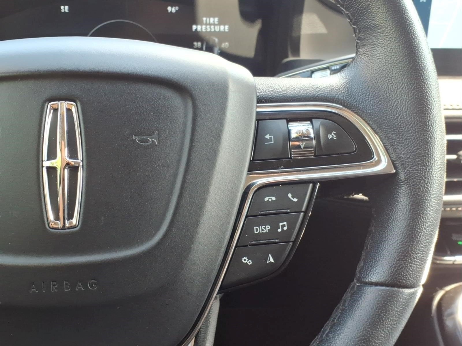 Used 2023 Lincoln Nautilus AWD w/ Premium Package image 21