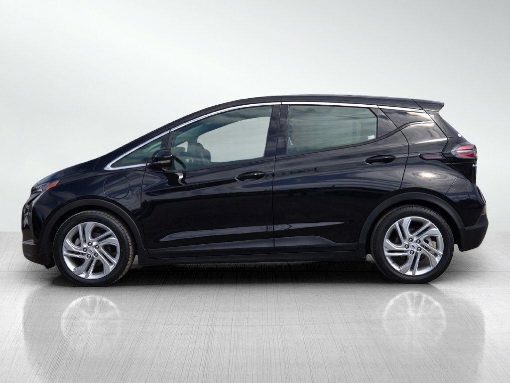 Used 2022 Chevrolet Bolt LT FWD image 8