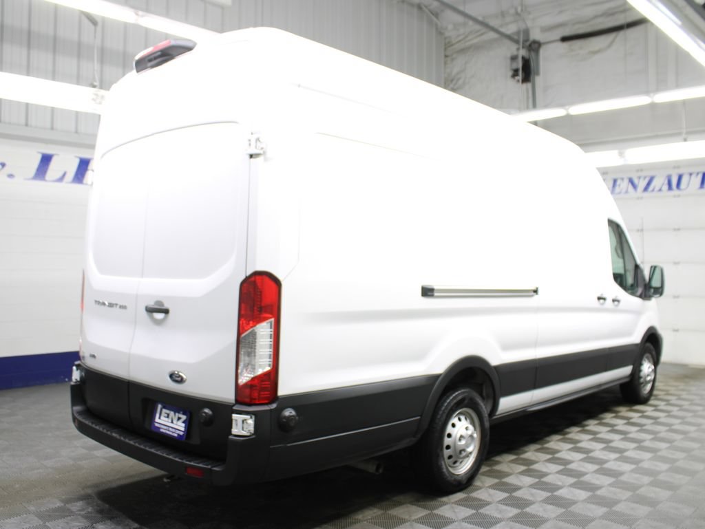 Used 2024 Ford Transit 250 148 High Roof Extended AWD w/ Load Area Protection Package image 5